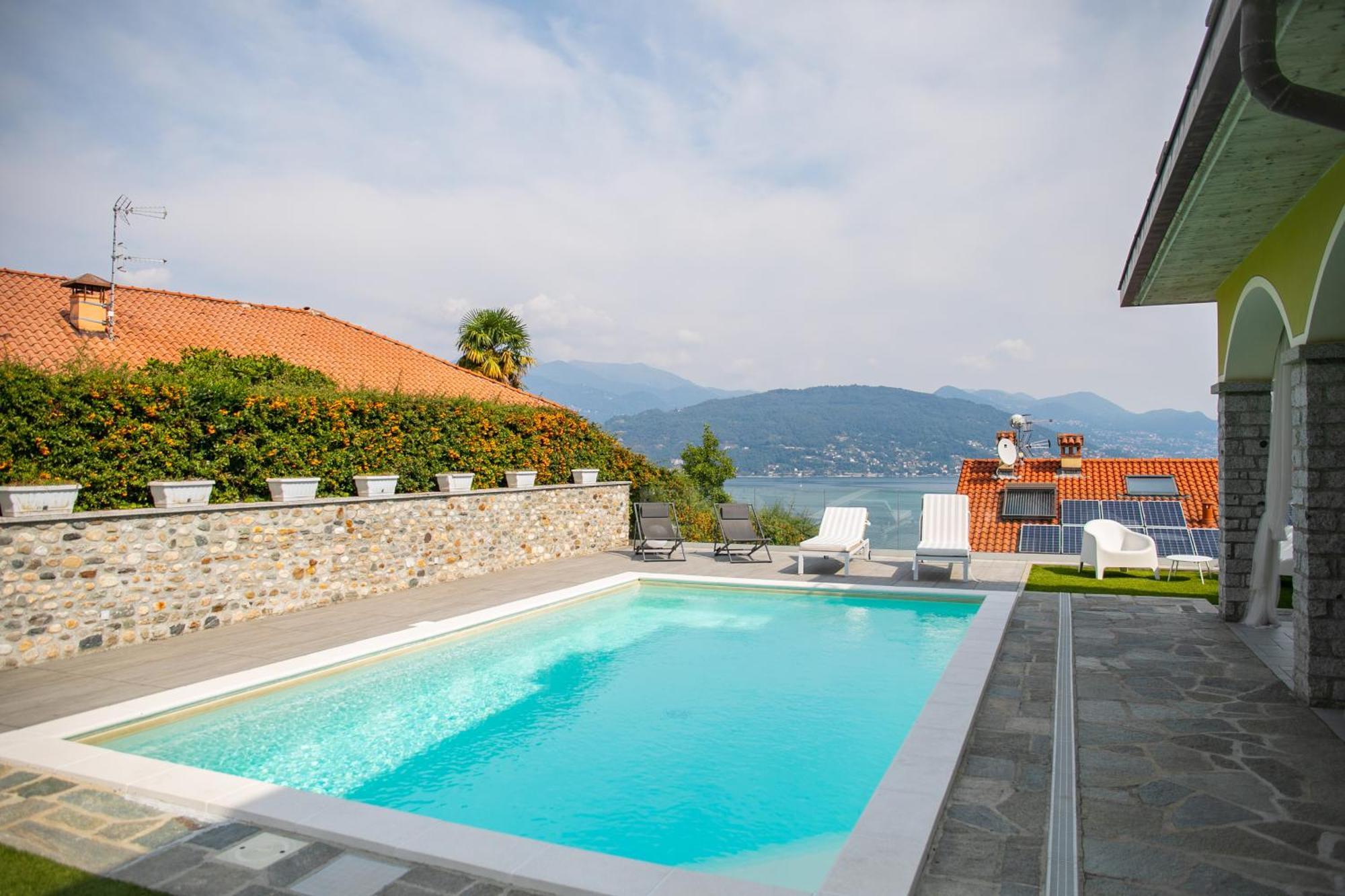 Relax House Baveno Apartment Екстериор снимка