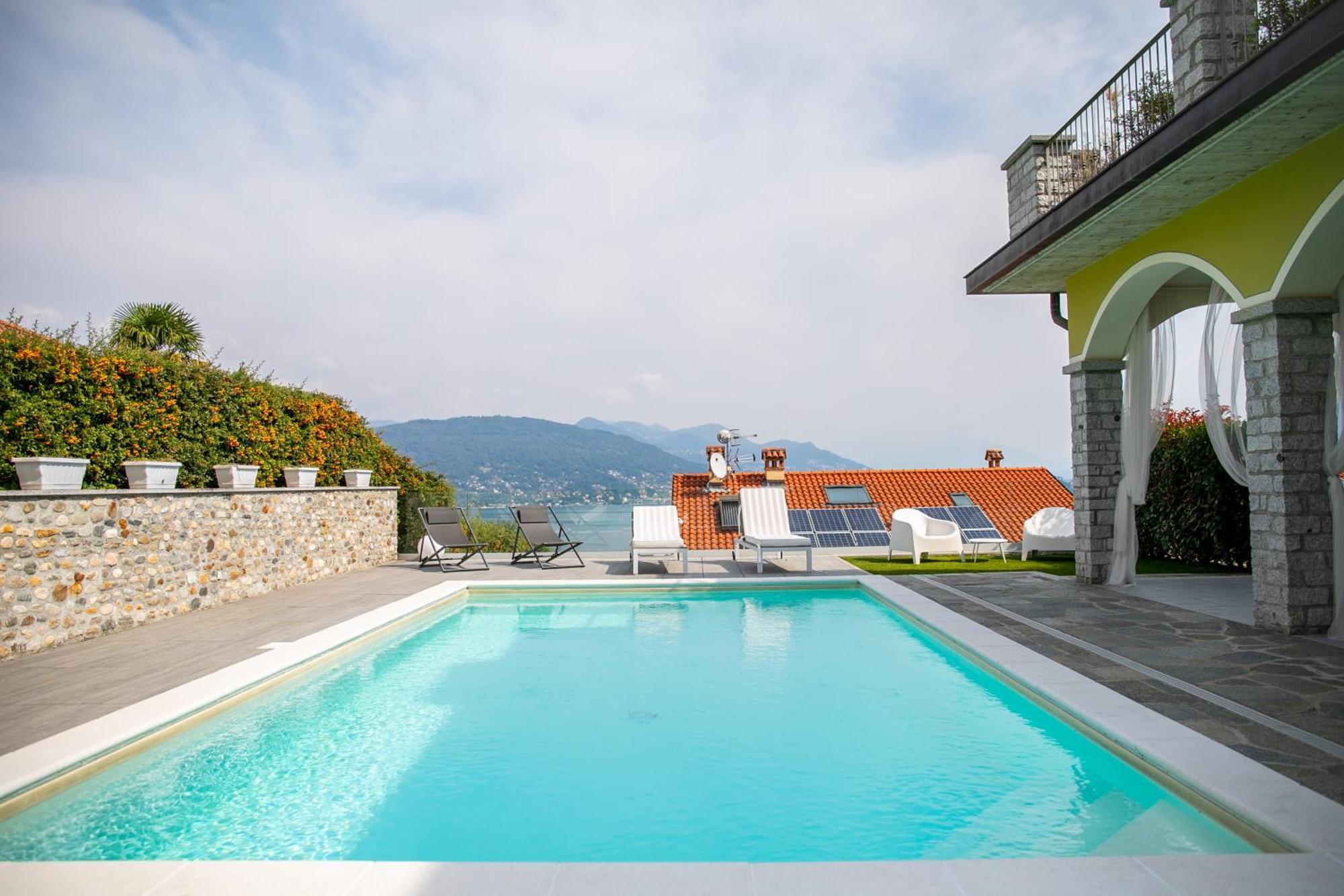 Relax House Baveno Apartment Екстериор снимка