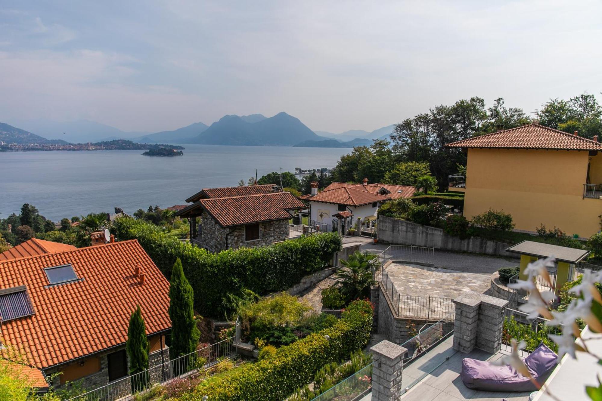 Relax House Baveno Apartment Екстериор снимка